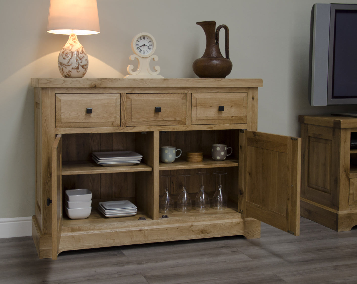 Cotswold Medium Sideboard